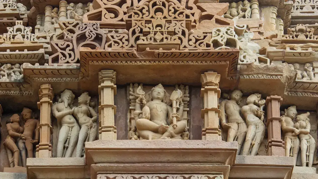 The Ultimate Glow-Up for Your Love Life: Kamasutra Wisdom for Emotional and Physical Intimacy